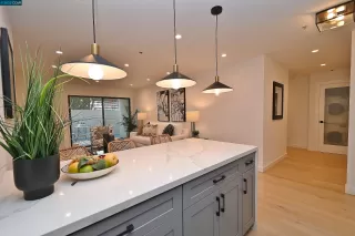 Photo #5: 41019640 Listing 