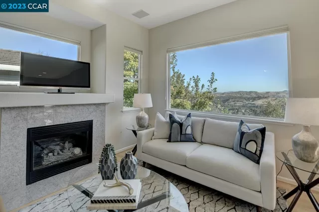 MLS: 41019652 Condo For Sale