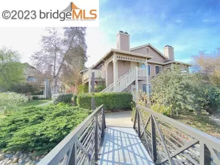 Photo #2: 41019655 Listing