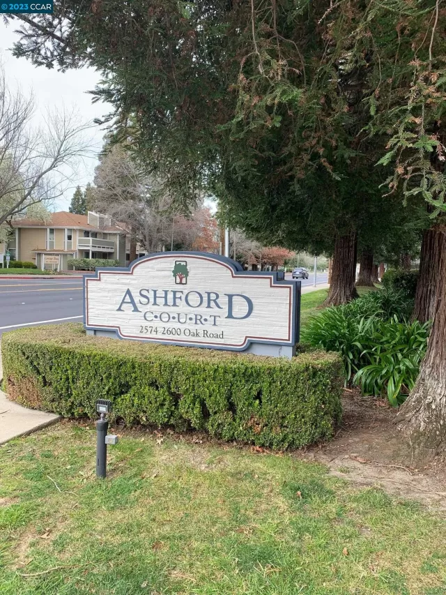 MLS: 41019712 Condo For Sale