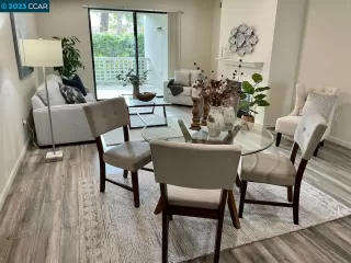 Photo #1: 41019712 Listing 