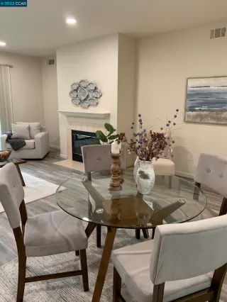 Photo #2: 41019712 Listing 