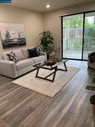 Photo #3: 41019712 Listing 