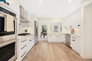 Photo #6: 41019714 Listing