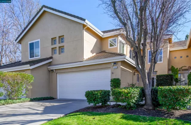 MLS: 41019750 Condo For Sale