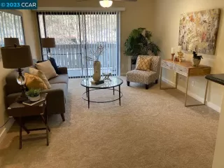 Photo #1: 41019776 Listing 