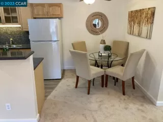 Photo #4: 41019776 Listing 