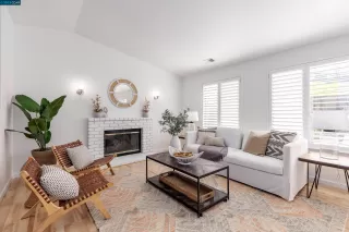 Photo #6: 41019791 Listing 