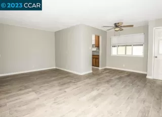 Photo #1: 41019796 Listing