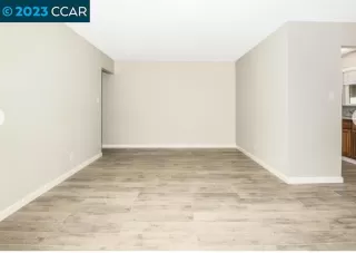 Photo #2: 41019796 Listing