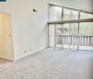 Photo #4: 41019800 Listing