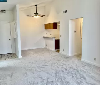 Photo #6: 41019800 Listing