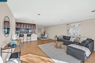 Photo #1: 41019847 Listing 