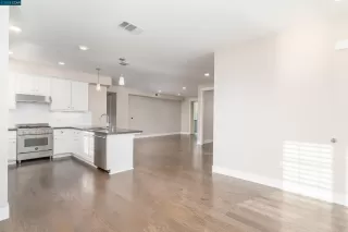 Photo #4: 41019869 Listing