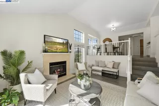 Photo #2: 41019897 Listing 