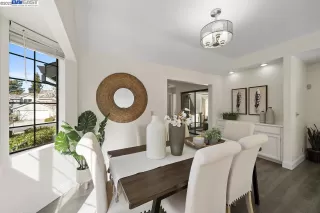 Photo #5: 41019897 Listing 