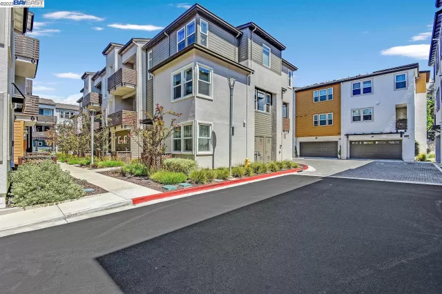 MLS: 41019920 Condo For Sale