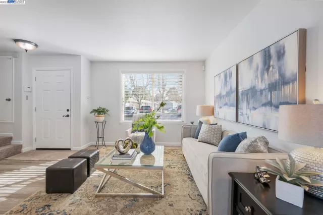 MLS: 41019943 Condo For Sale