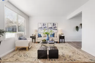 Photo #2: 41019943 Listing 