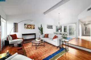 Photo #6: 41019994 Listing