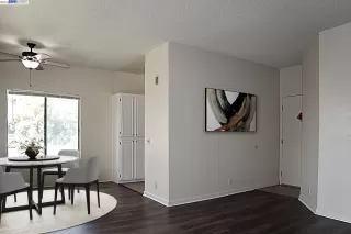 Photo #2: 41019998 Listing