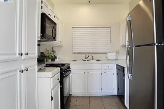 Photo #5: 41019998 Listing