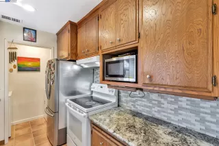 Photo #6: 41020095 Listing 