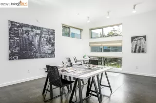 Photo #6: 41020107 Listing