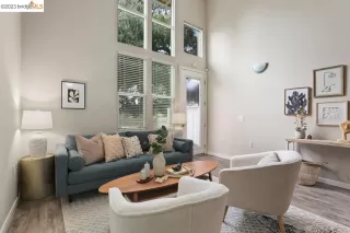 Photo #2: 41020149 Listing