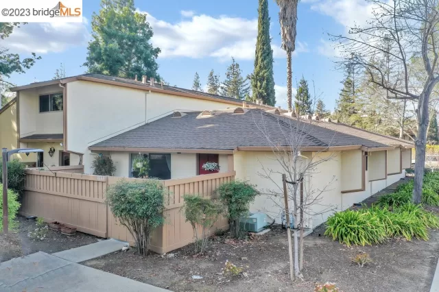 MLS: 41020177 Condo For Sale
