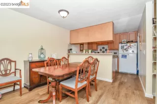 Photo #4: 41020177 Listing