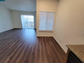 Photo #6: 41020187 Listing