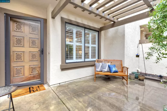 MLS: 41020201 Condo For Sale