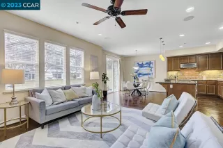 Photo #5: 41020433 Listing