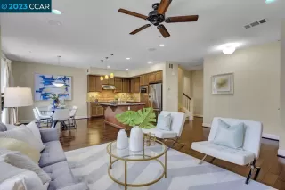 Photo #6: 41020433 Listing