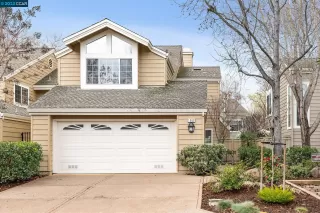 Photo #2: 41020463 Listing