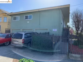 Photo #6: 41020500 Listing