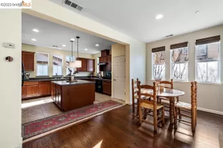 Photo #3: 41020529 Listing 