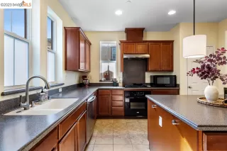 Photo #6: 41020529 Listing 