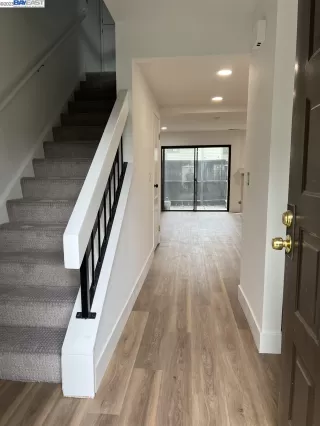 Photo #1: 41020558 Listing 