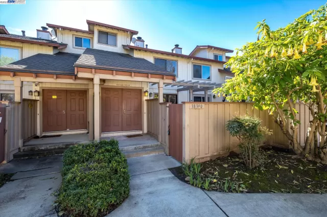 MLS: 41020607 Condo For Sale