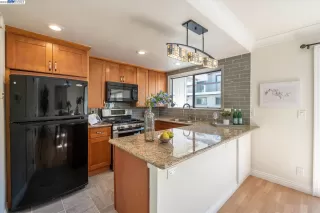 Photo #6: 41020607 Listing