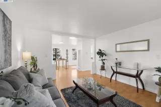 Photo #4: 41020795 Listing