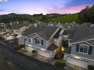 Photo #2: 41021042 Listing