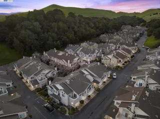 Photo #3: 41021042 Listing