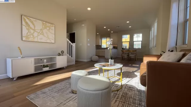 MLS: 41021154 Condo For Sale