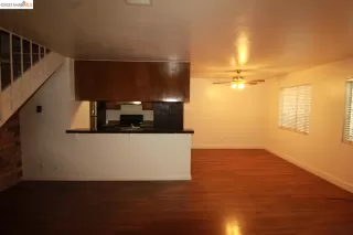 Photo #4: 41021182 Listing