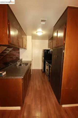 Photo #6: 41021182 Listing