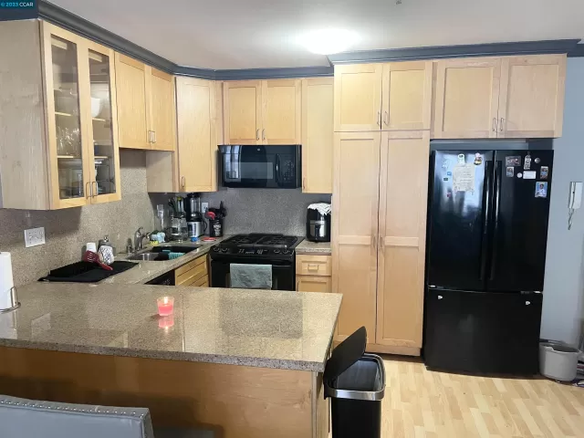 MLS: 41021206 Condo For Sale