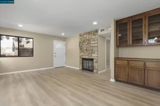 Photo #3: 41021215 Listing